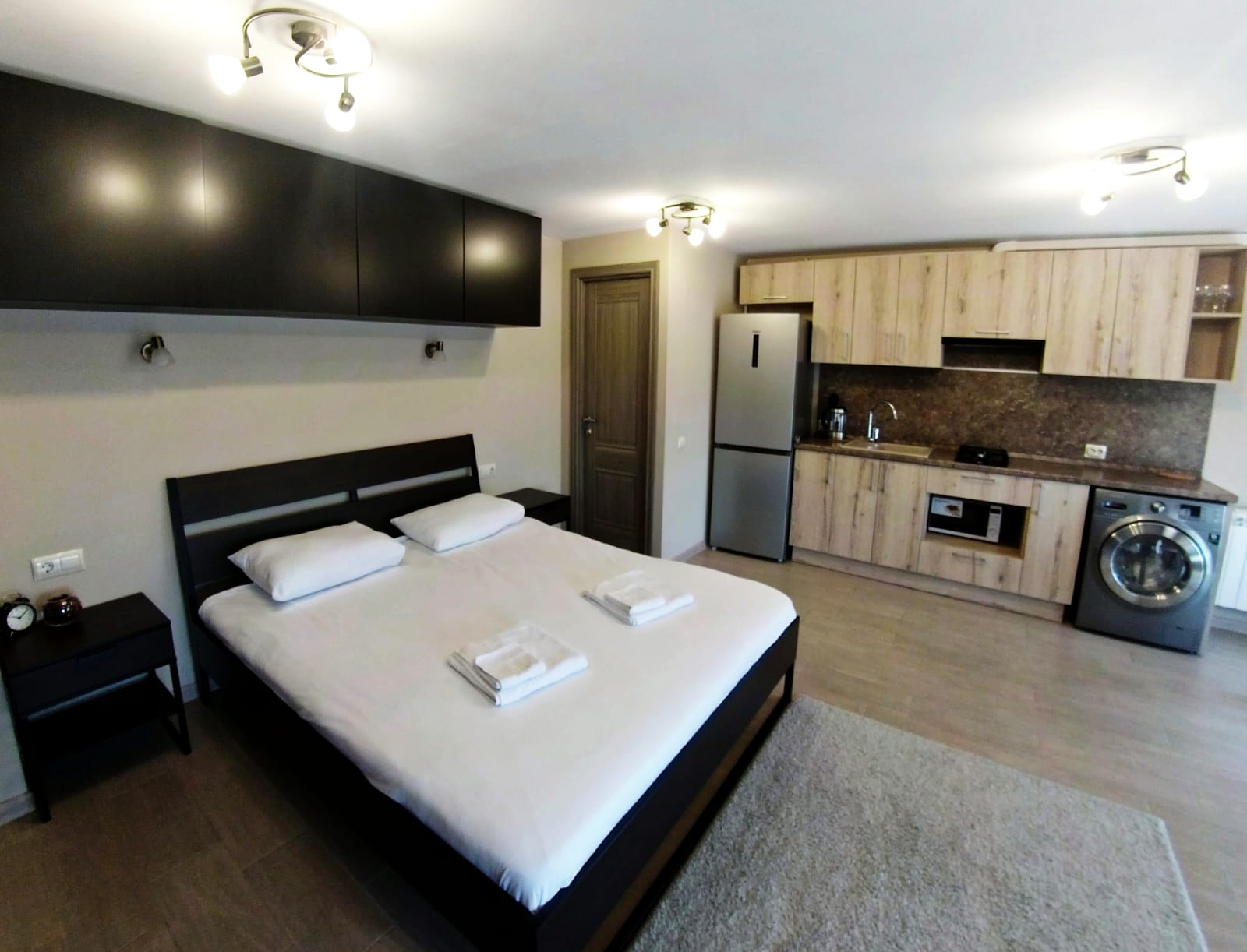 Фото Station Apartments