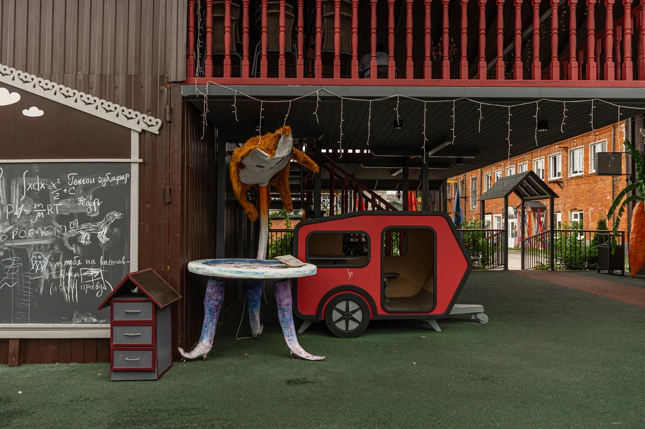 Фото отеля 2