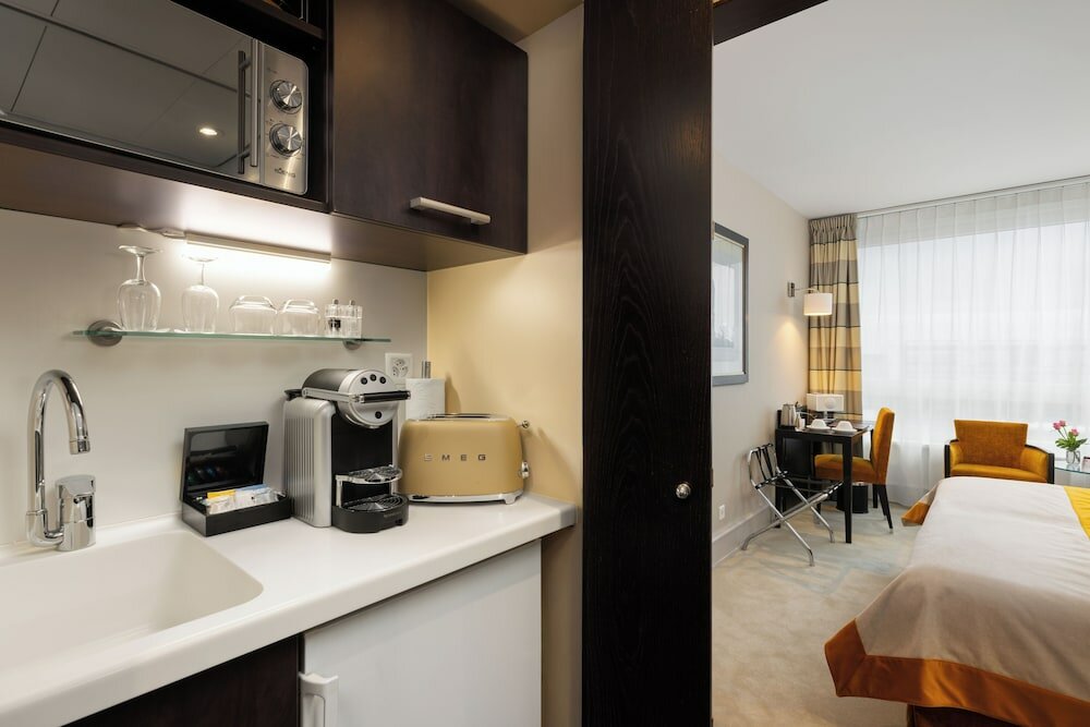 Фото Hotel Auteuil