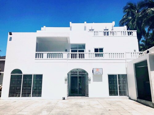 Гостиница Hotel Lady Nina в Провинции Аурора