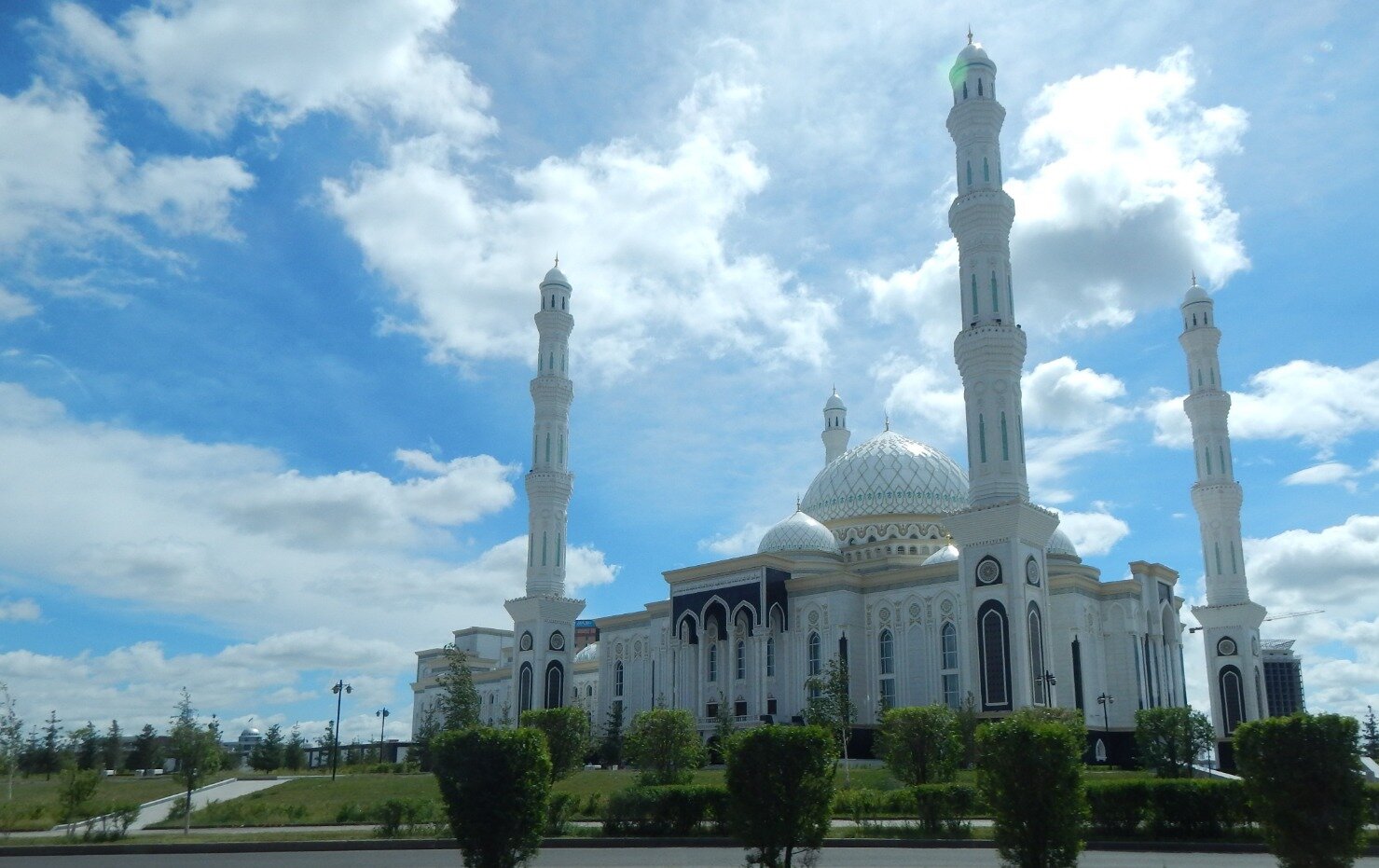 Фото Beijing Palace Soluxe Hotel Astana