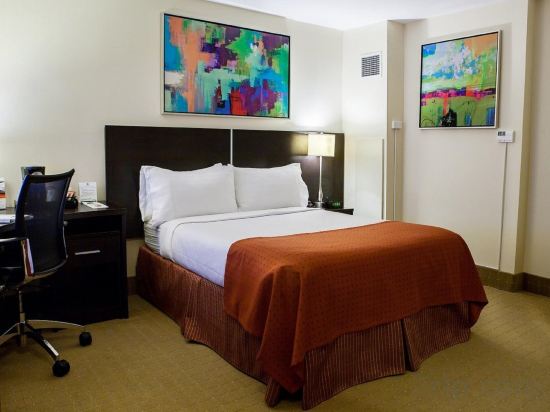 Фото Holiday Inn Toronto Downtown Centre, an Ihg Hotel