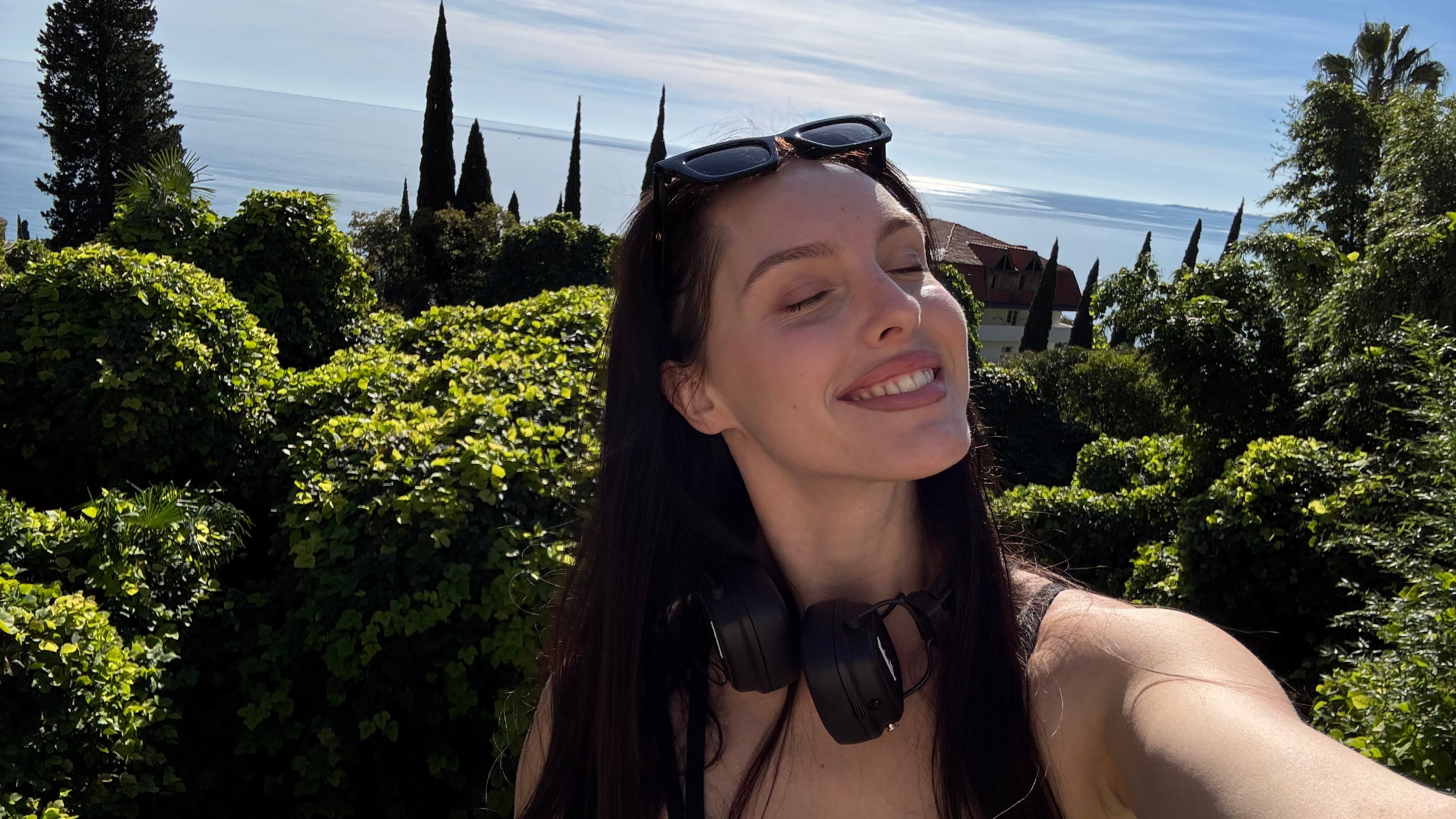 Фото Белый Сад