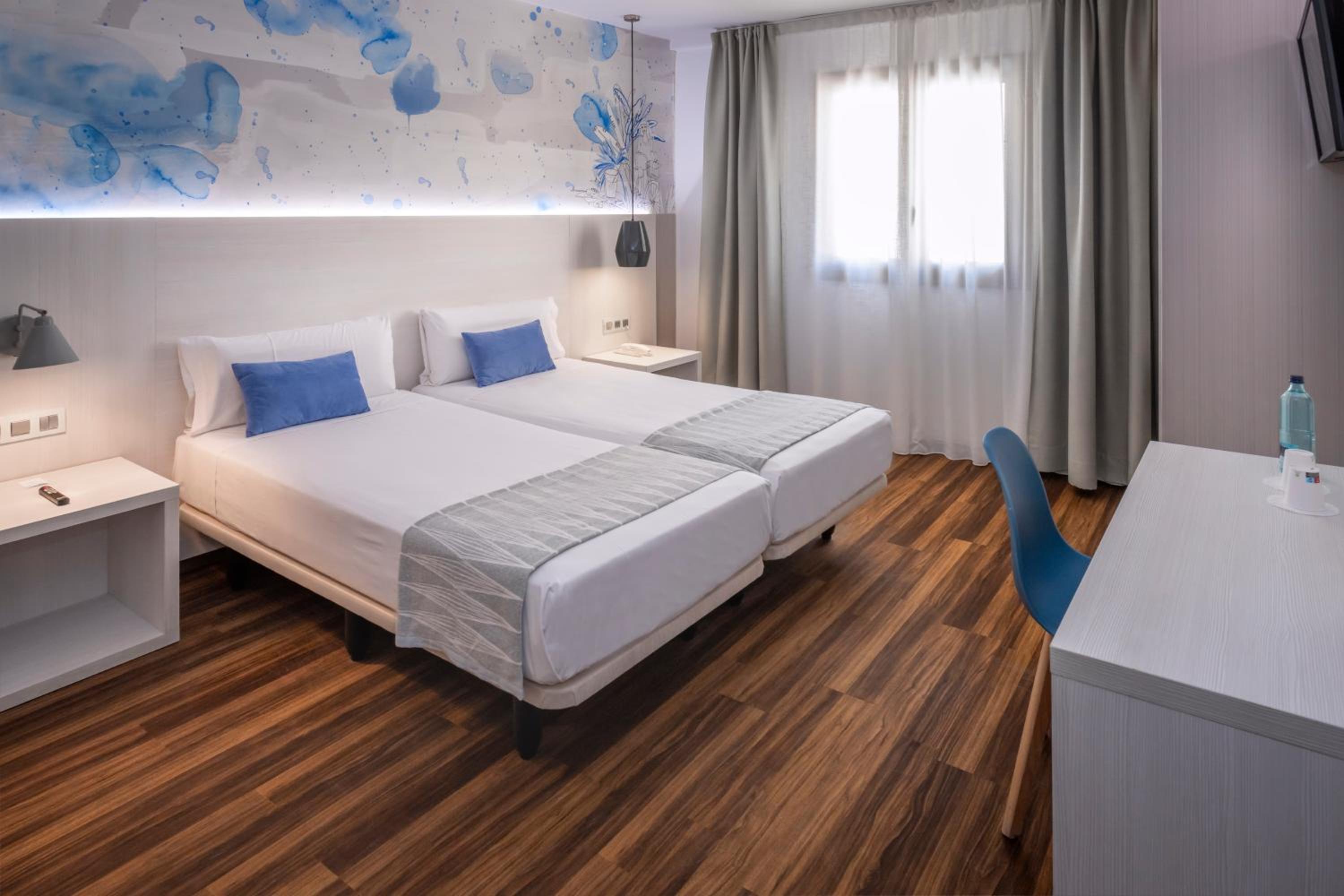 Фото Opera Ramblas