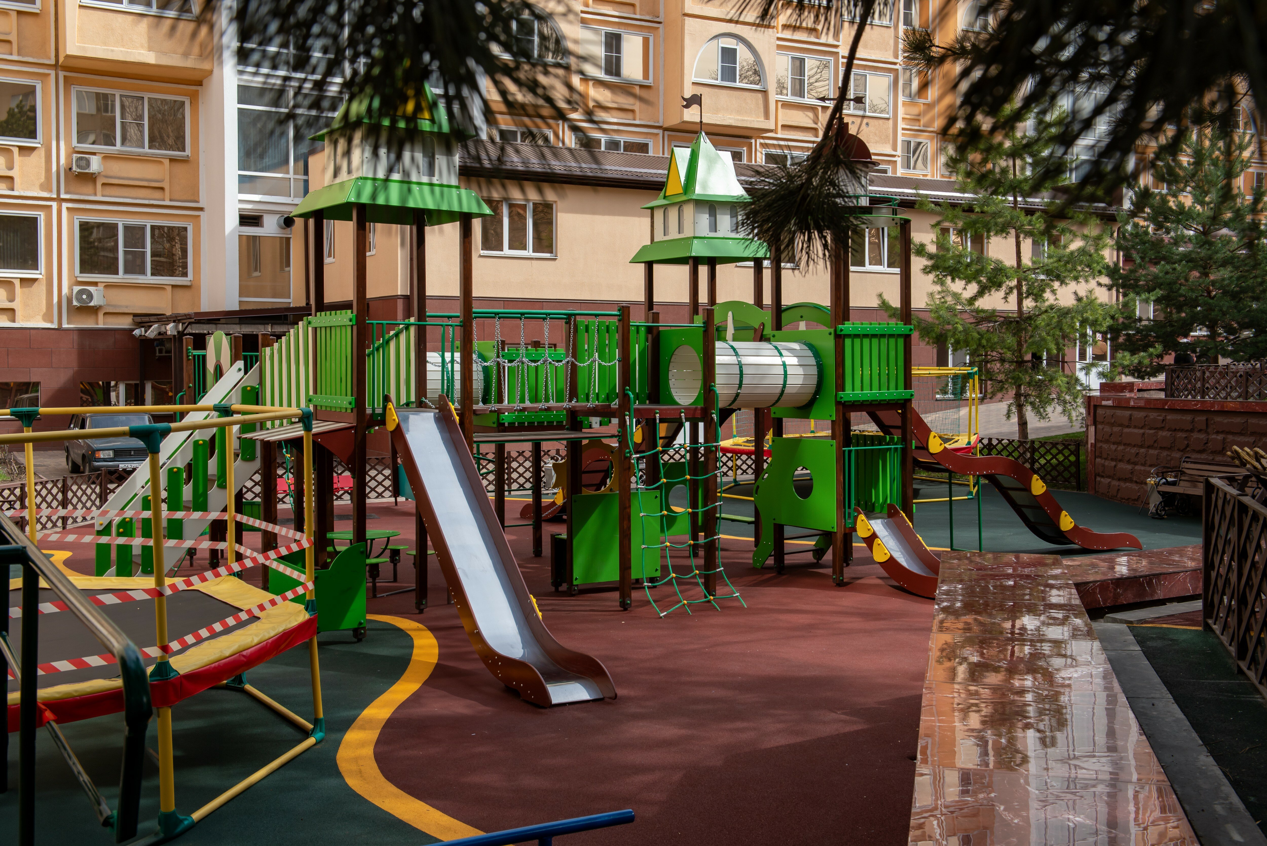 Фото Солнечный