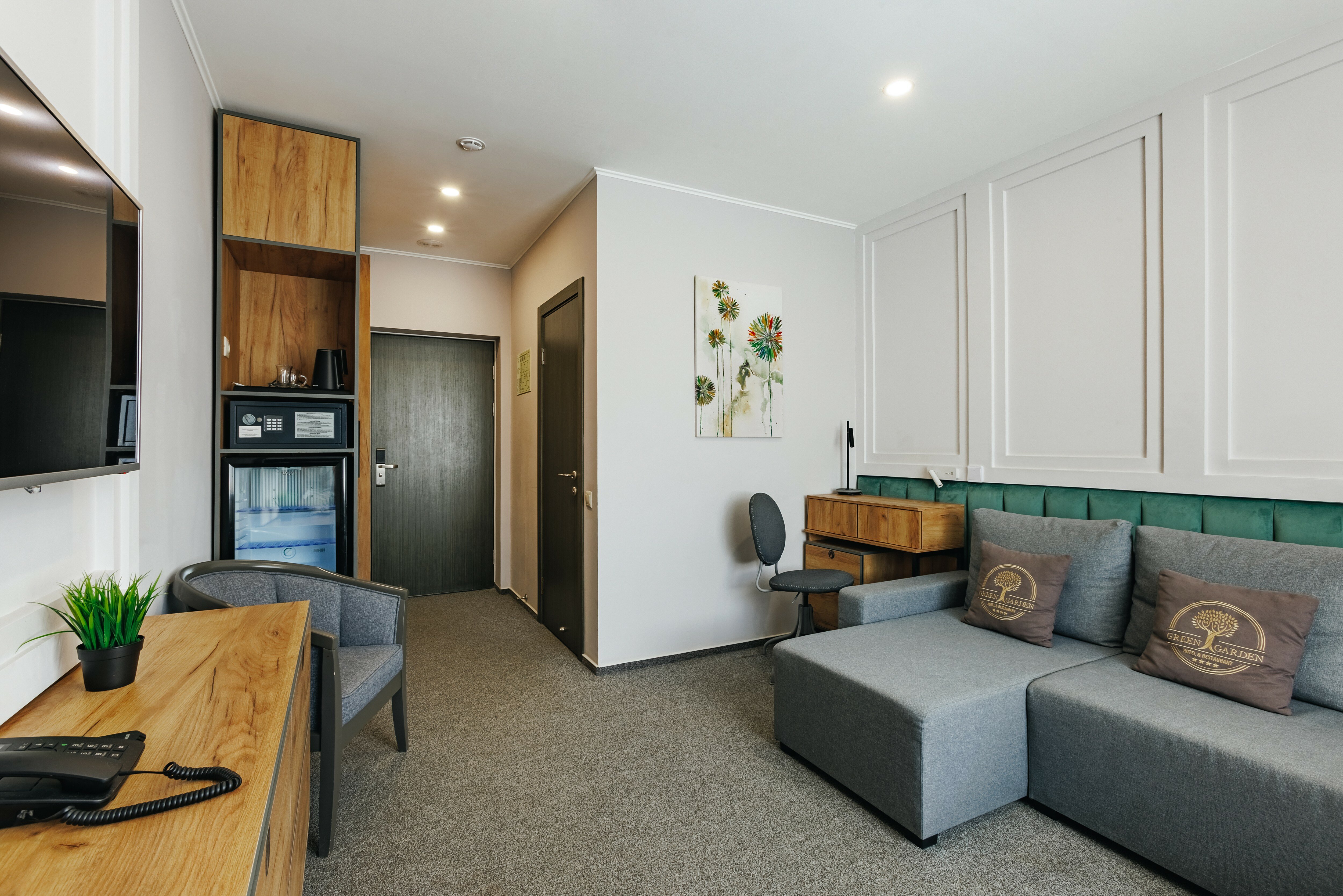 Фото Green Garden Hotel