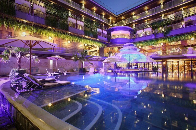 Гостиница The Crystal Luxury Bay Resort Nusa Dua Bali