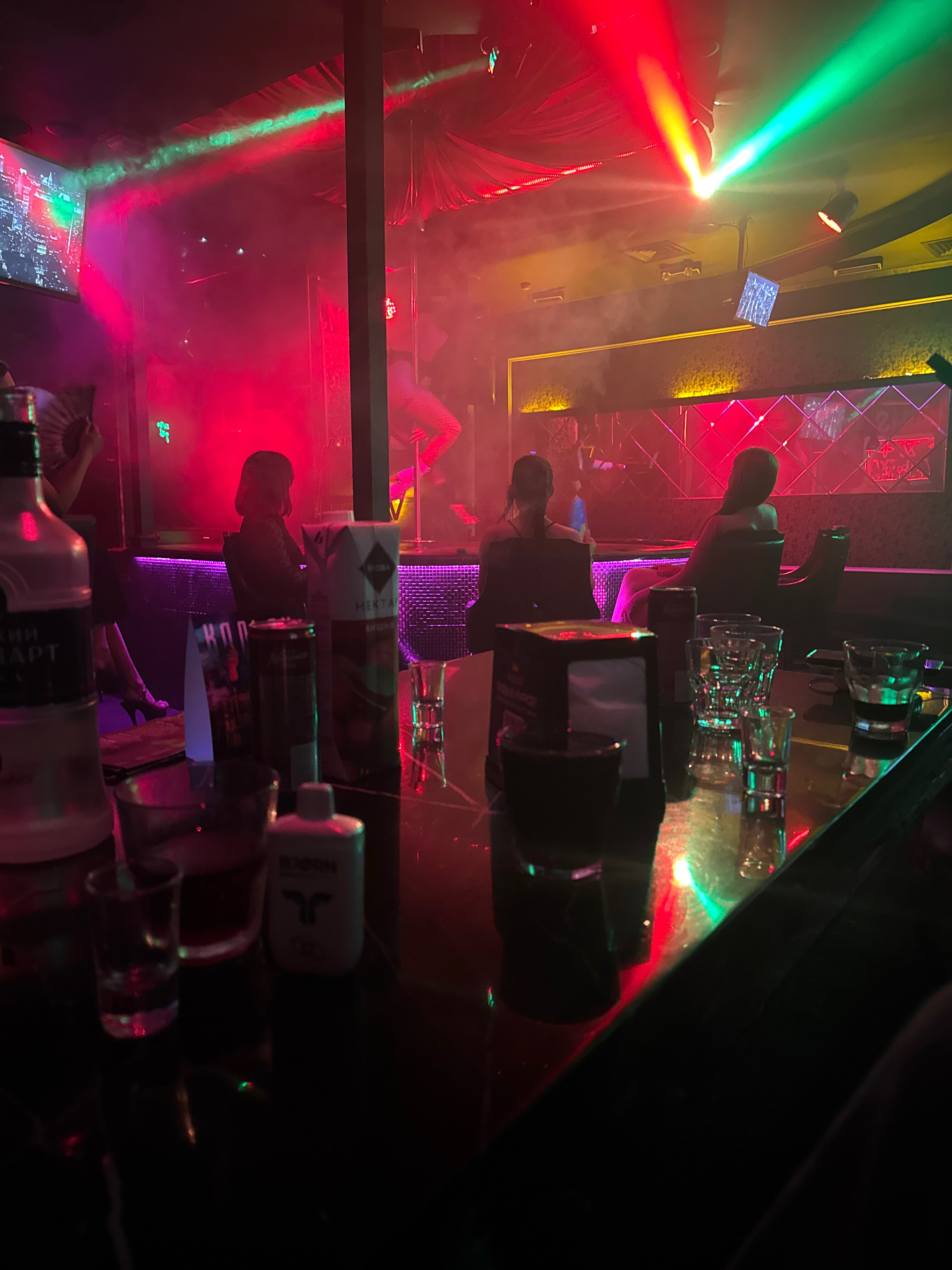 Порно көру ағасы және