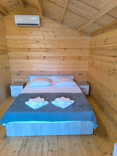 Гостиница Full House в Гудауте