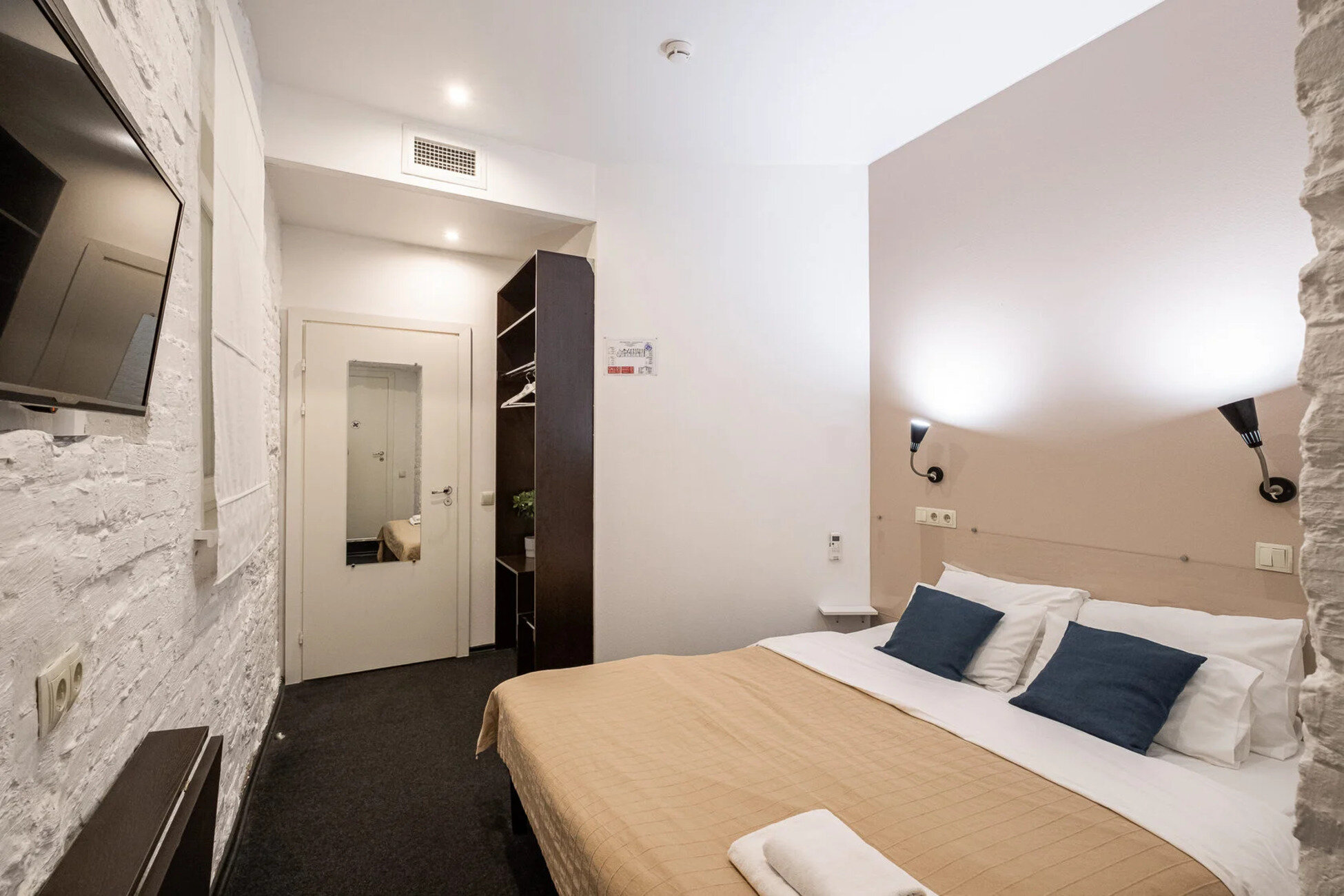 Фото Гостевые комнаты на Казанской 43