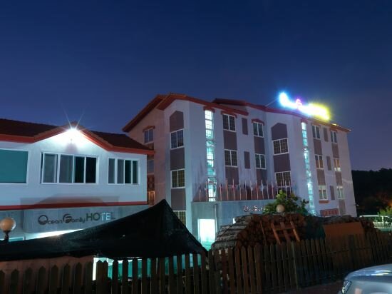 Фото Jeju Ocean Family Hotel