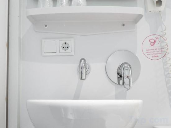 Фото Qbic Hotel Amsterdam WTC