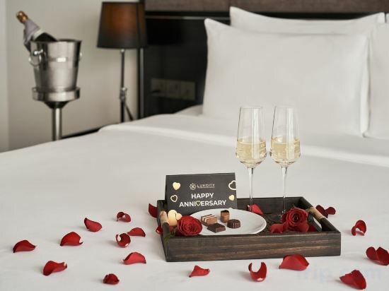 Фото Luxcity Hotel & Apartment