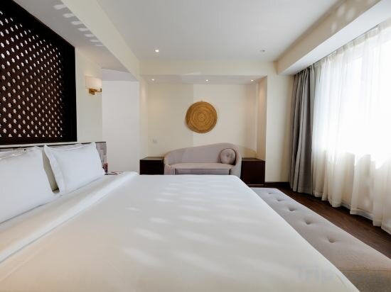 Фото Square hotel