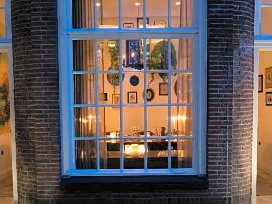 Фото Canal House