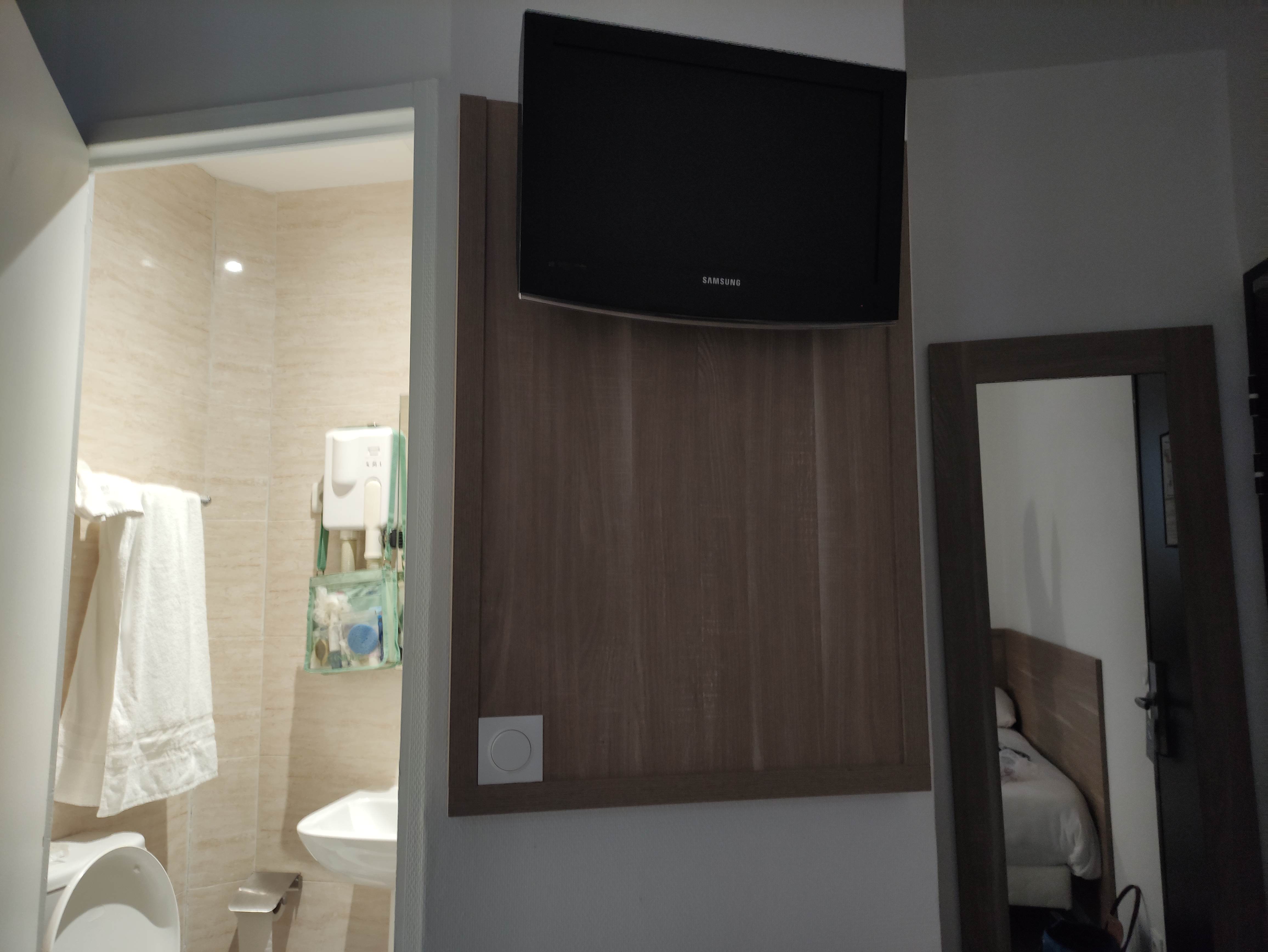 Фото Hotel Merryl