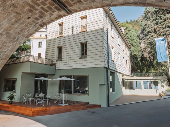 Фото Youth Hostel Montreux