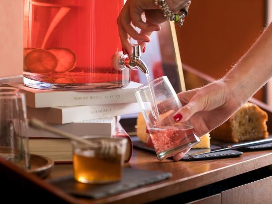 Фото Hôtel Boris V.by Happyculture