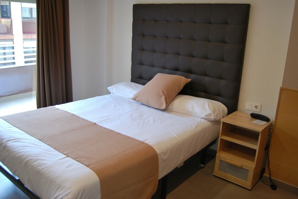 Фото Estudiotel Alicante