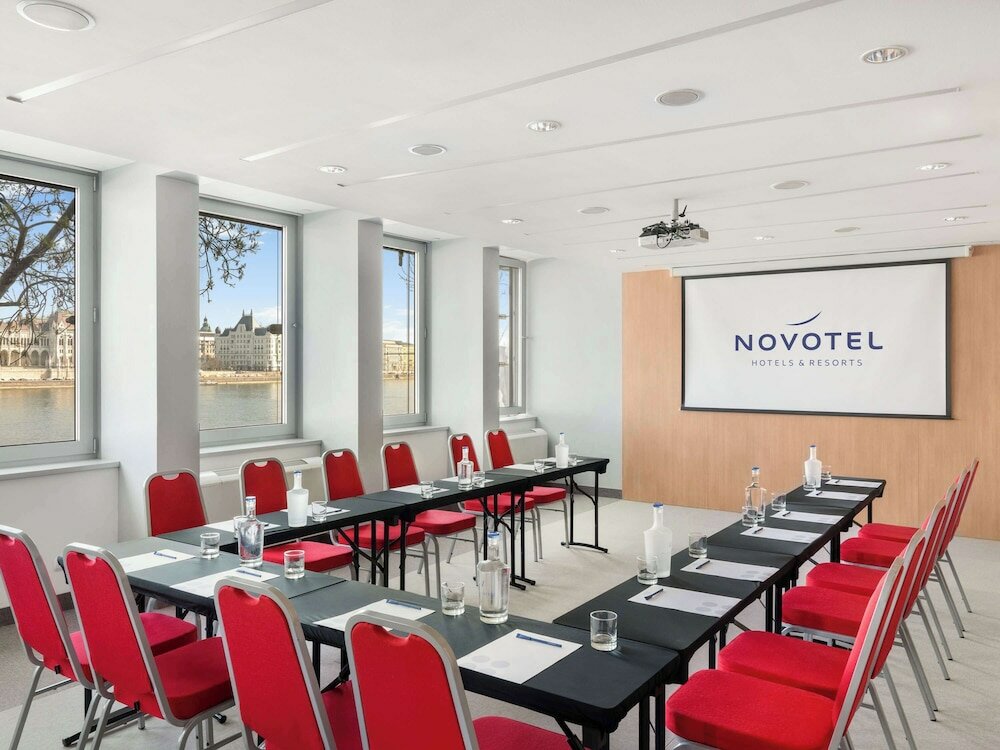 Фото Novotel Budapest Danube