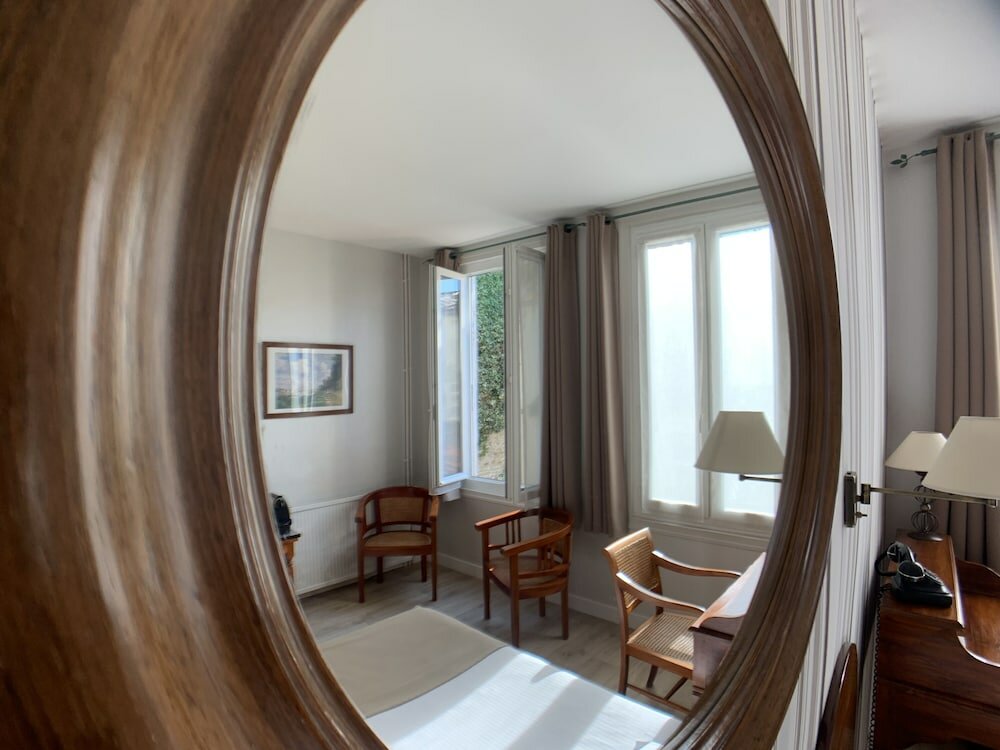 Фото The Originals Boutique, Hôtel Roca-Fortis, Rochefort