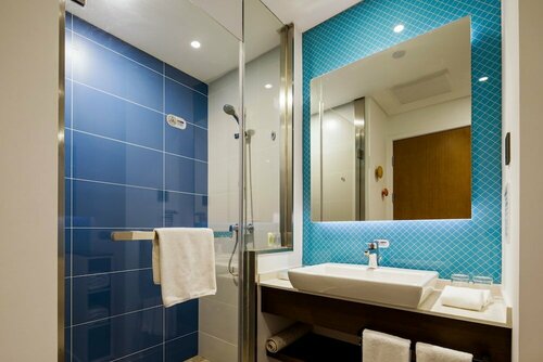 Гостиница Holiday Inn Express Shaoxing Paojiang в Шаосине