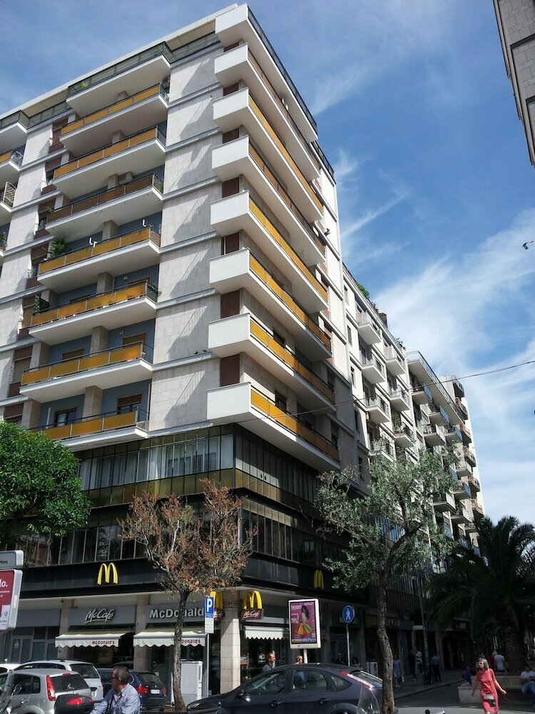 Hotel Residenza Piazza Moro, Bari, photo