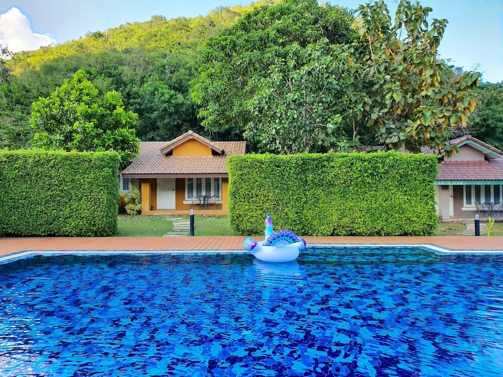 Фото Palazzo Pavone Gallery & Resort