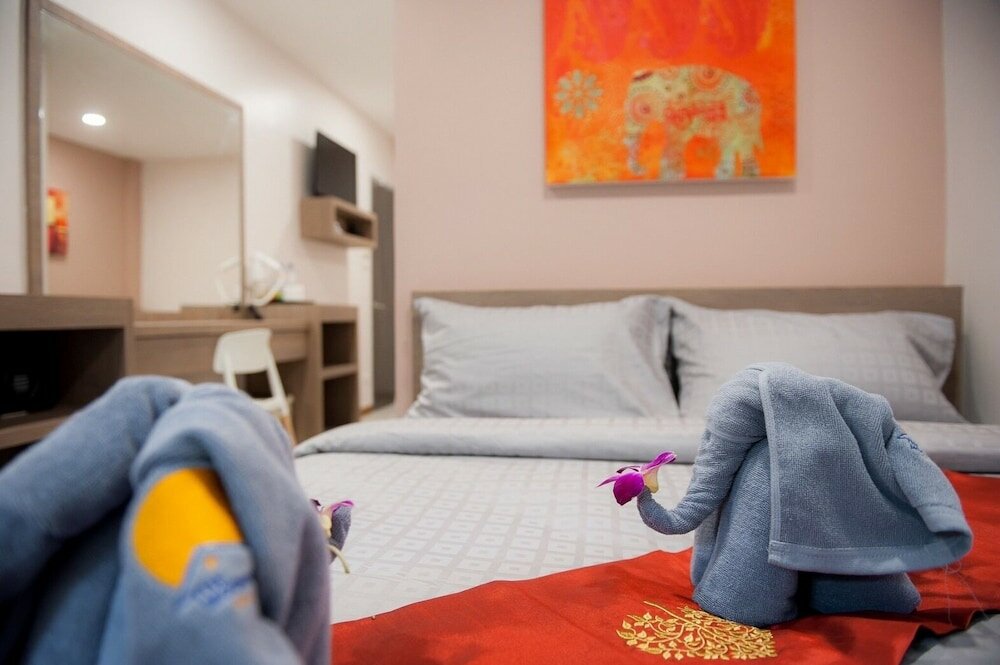 Фото The Moon Night Hotel