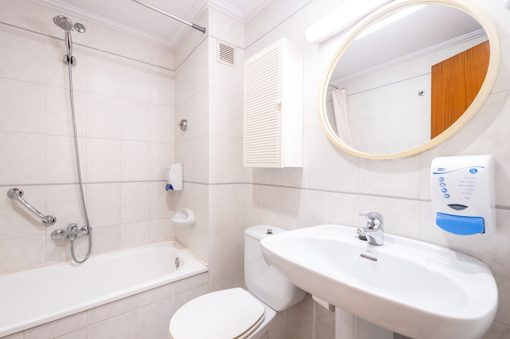 Фото Hotel La Perla