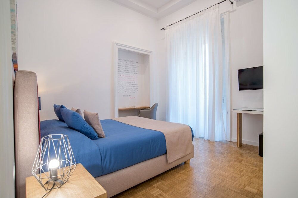 Фото Napoliamo Guest House