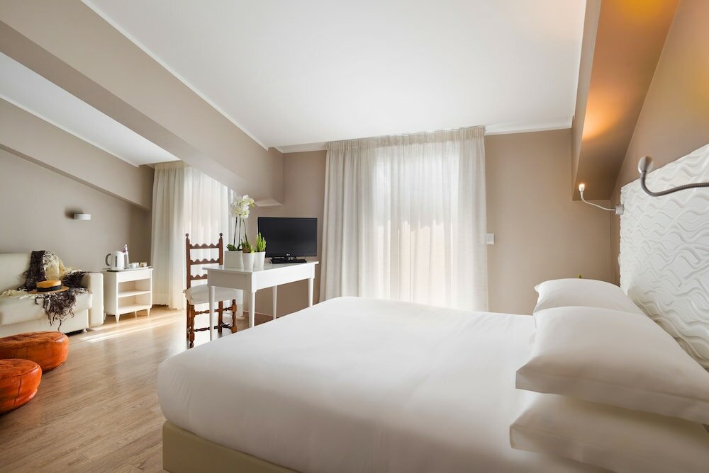 Фото Albergo La Pace