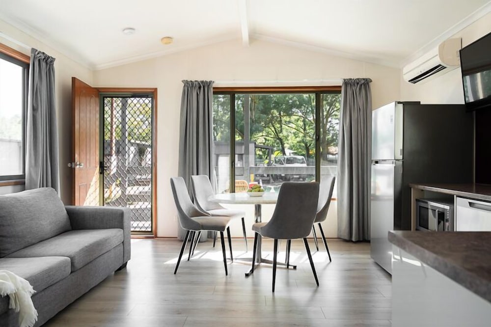 Фото Adelaide Caravan Park