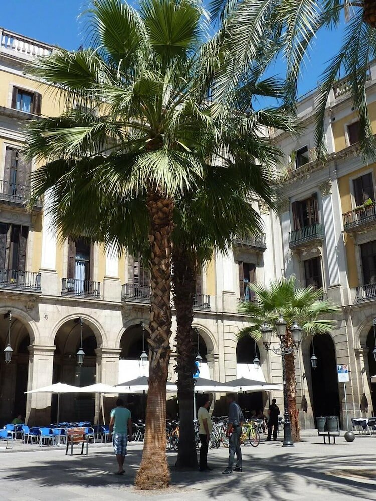 Фото Roma Reial