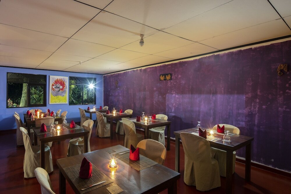 Фото Palm Beach Inn and Sea Shells Cabanas