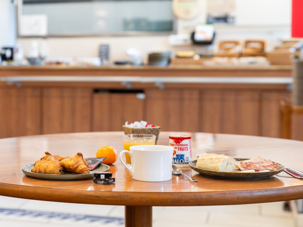 Фото B&b Hotel Lyon Eurexpo Bron