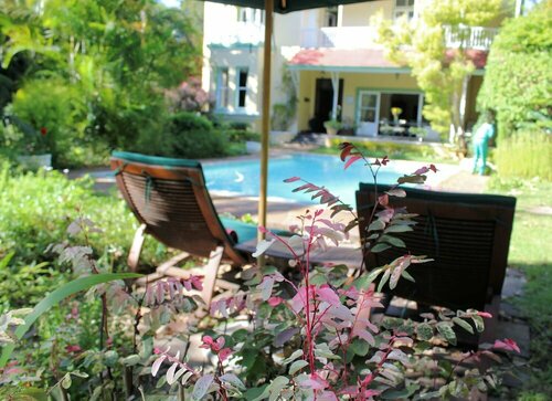 Гостиница Hacklewood Hill Country House в Порт-Элизабет