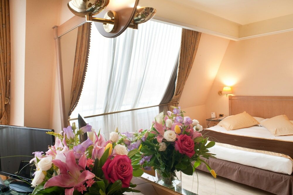 Фото Shg Hotel De La Ville