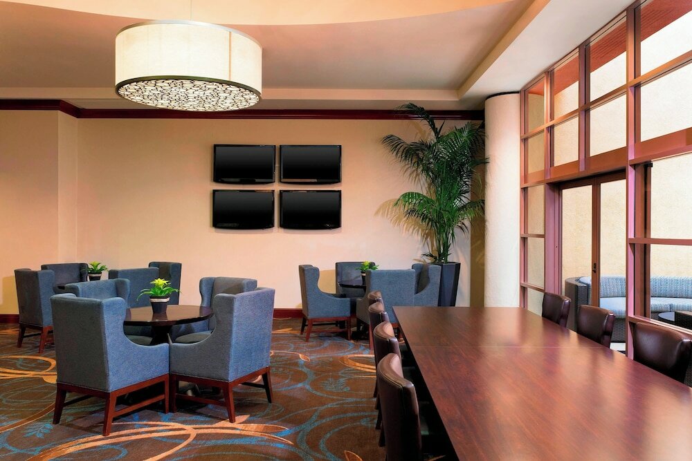 Фото Sheraton Agoura Hills Hotel