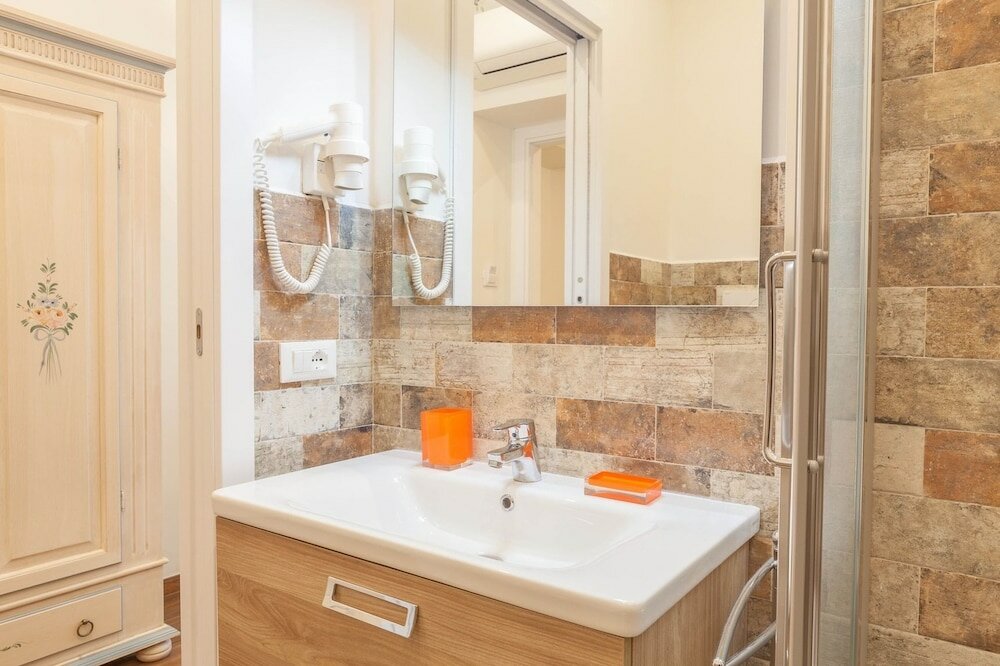 Фото Donna Margherita Rome Suite & Rooms