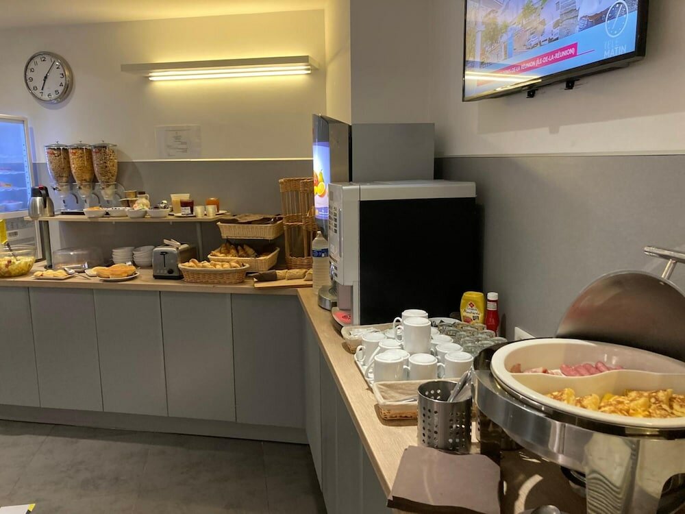 Фото Adonis Strasbourg