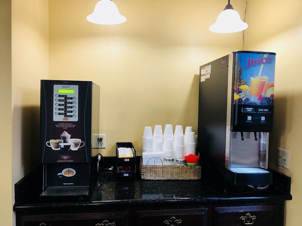 Фото Dynasty Suites Hotel Riverside