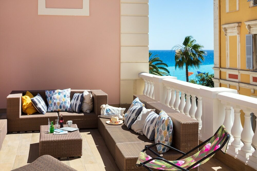 Фото Hotel Beau Rivage