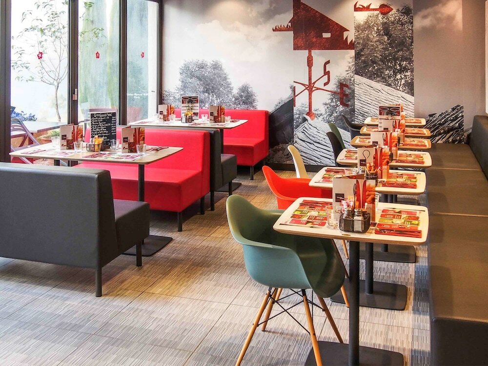 Фото Ibis Marseille Timone