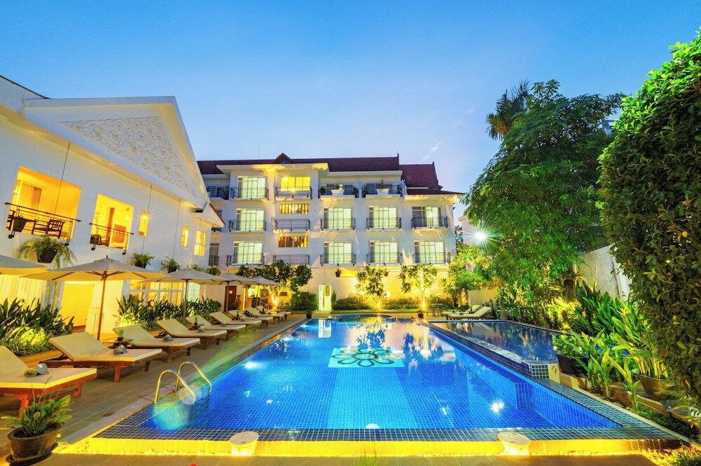 Фото отеля 1