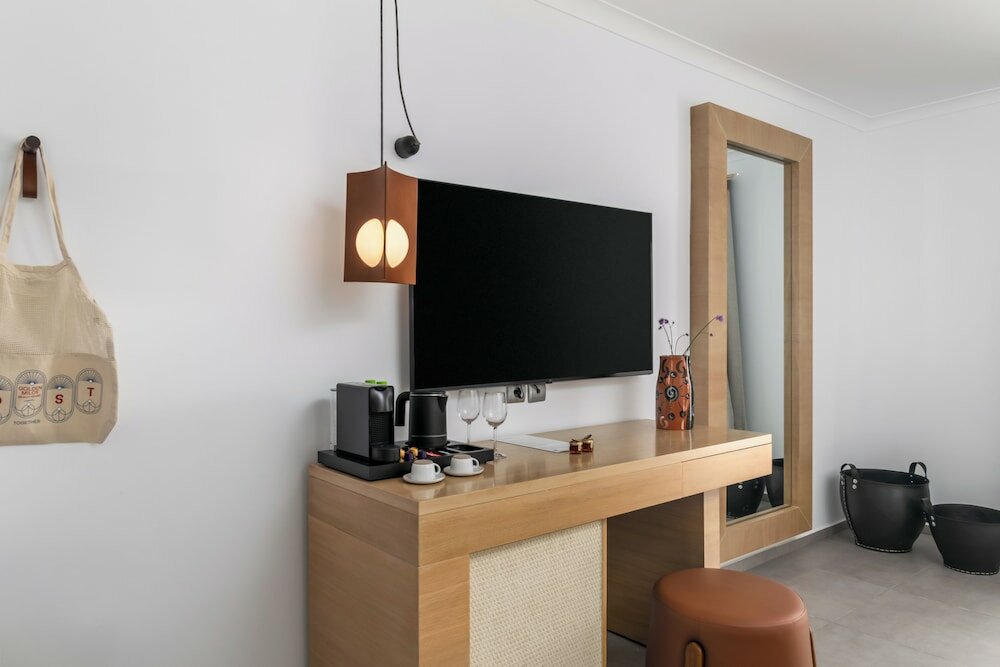 Фото Golden Milos Beach