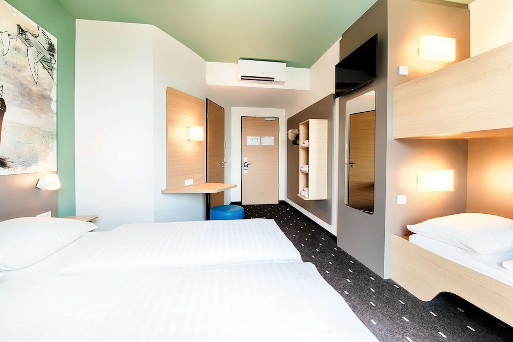 Фото B&b Hotel Wilhelmshaven