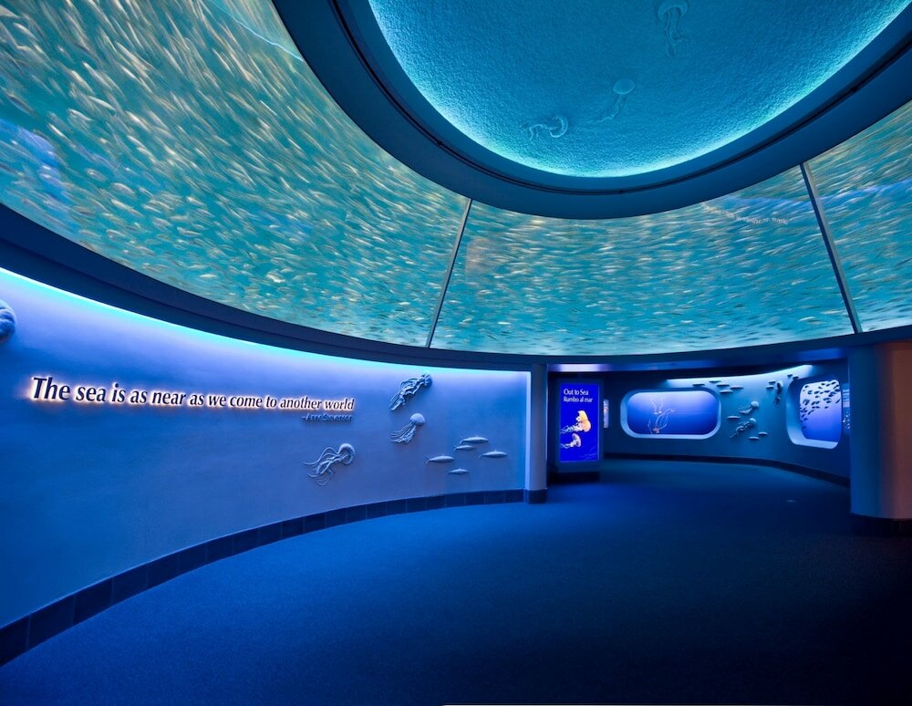 Фото Holiday Inn Express Monterey-Cannery Row, an Ihg Hotel