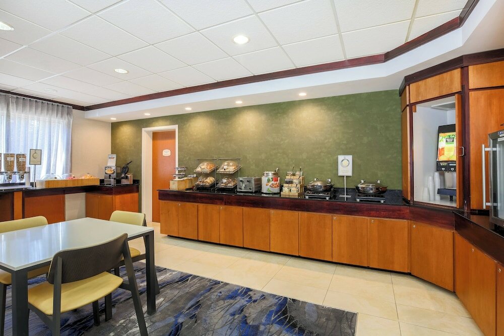 Фото Fairfield Inn & Suites Mahwah