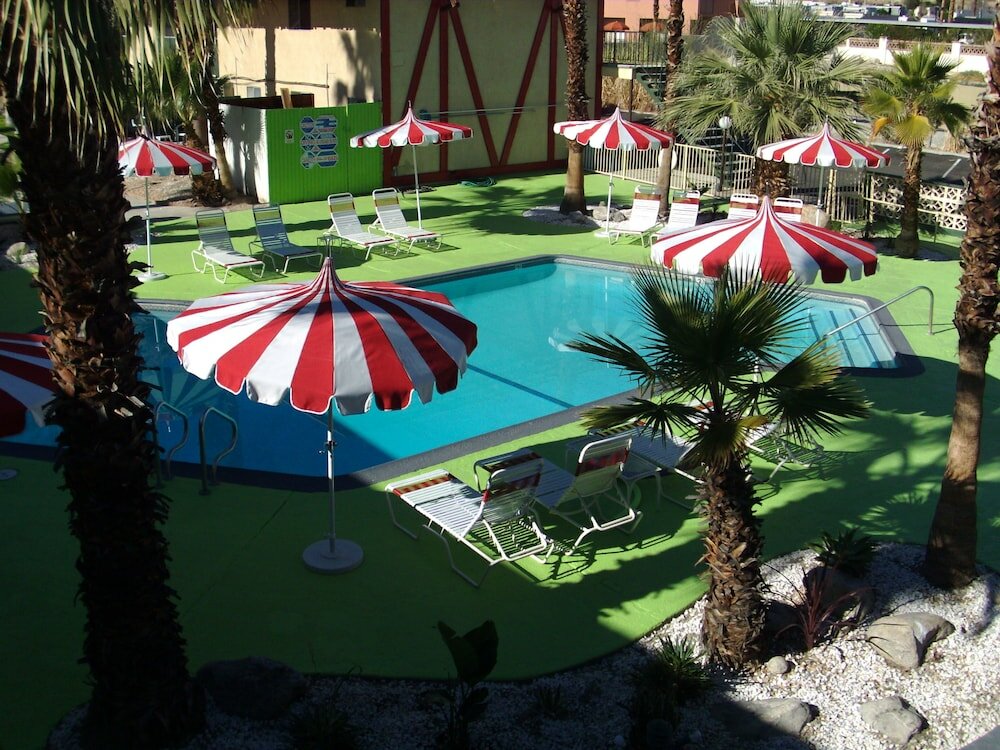 Фото Desert Lodge